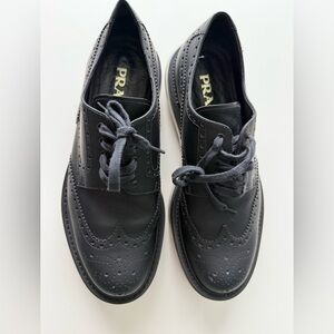 Prada Men's Black Oxford Shoes Size 7